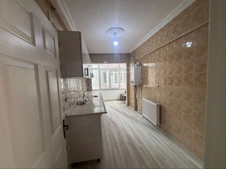 Reşadiye Mah Aş Evine Yakın 130 M2 Satılık Daire