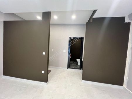 Gaziosmanpaşa'da Dekoratifli Kiralık Boş Temiz Ofis & Büro