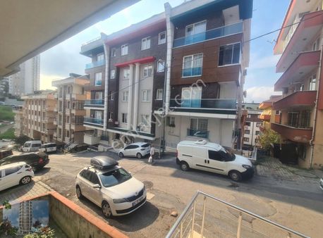 Maltepe Fındıklı2+1 Yüksek Tavanlı Çatı Katı+ Geniş Daire