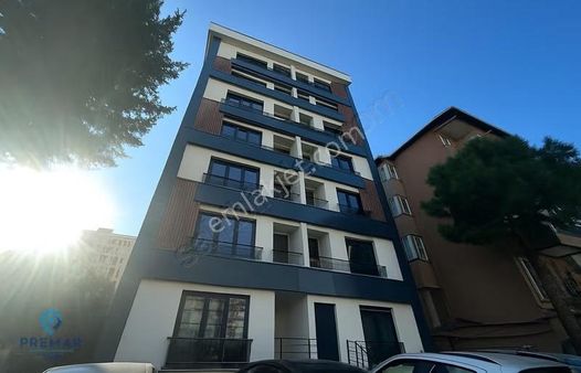 Hastane Adliye Arkası Yeni Binada Satılık 3+1