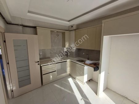 Emrah Çiftci'den Selçuklu Selahaddin Eyyubi Mah. Beyhekim Cad.yanı Satılık 2+1 Sıfır Lüks Daire