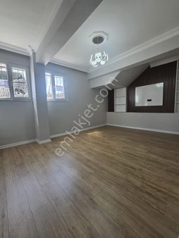 Esenyurt Kıraç Atatürk Mahallesi 2+1 Kiralık Daire Bahçeli Bahçe Katı Full Dekorlu Geniş Ve Ferah