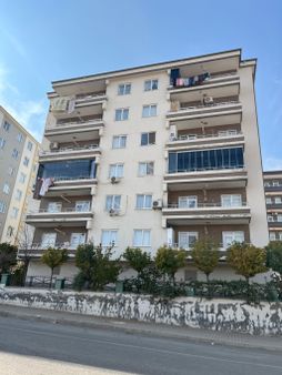 Fıstıklıda Satılık 3 +1 Göbek Daire