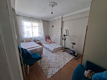 Tramvaya Yakın 2+1 Odalı Krediye Uygun Satılık Daire