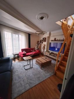 Güngören Merkez Mahallesinde 4+1 Odalı Yeni Bina Dubleks Daire