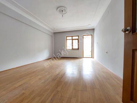 Atakent Mah De Hesaplı Satılık 3+1 Yüksek Giriş Ön Cephe Daire