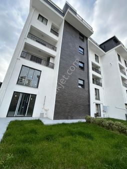 Maide Evleri Sitesi Satılık 1+1 Büyük Bahçeli Dubleks Daire