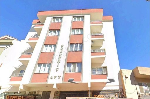 Real'den Paşakonak Mahallesi Hamit Kaplan Caddesi’nde Full Eşyalı 2+1 Kiralık Daire!