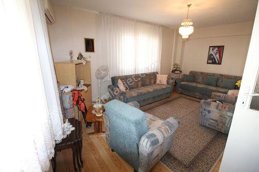 Arga'dan Buca Şirinyer İzban Yakını Arakat 2+1 Satılık Daire