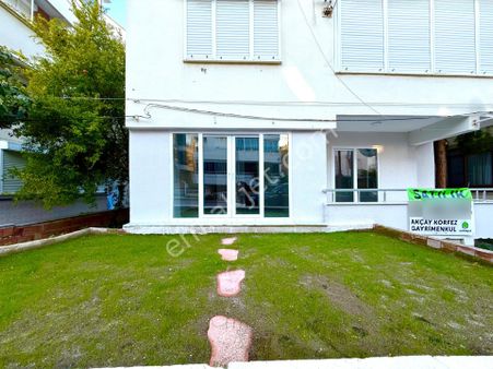 ▶ ▶ Akçay Körfez'den Denize 100 Mt Ön Cephe Satılık 2+1 Daire