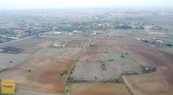 Mayadan Haticehatun'da Yolu Olan 7.750m2 Satılık Arazi