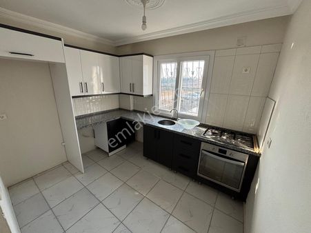 Beyceli De Kiralık 2+1 Daire Kapalı Mutfak