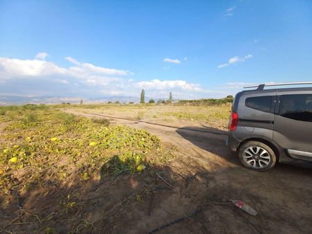 Kemer Mevkinde Satılık (bağ) Tarla Tuna Gayrimenkul'den