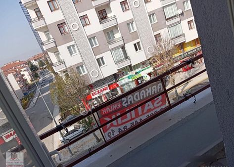 Arkadaş Emlaktan Ata Caddesi Civarında 4.kat Satılık Daire 3.350.000 Tl