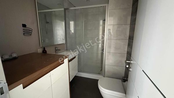 Suryapı Corridor'da Kiralık 1+1 69m2 En Üst Kat Köşe Daire