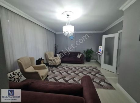 Yenidoğan 'da Satılık Ara Kat Daire