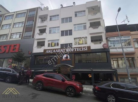 Royal'den Yeni Mahalle'de 3+1 Geniş Kiralık Daire