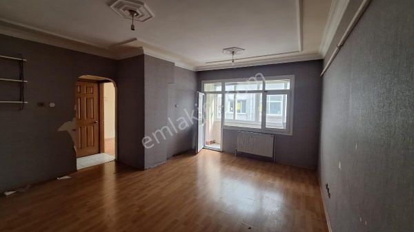 Rami Oruç Sokakta Ara Kat 2+1 Kaçırılmayacak Kiralık Daire