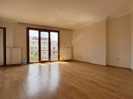 █ Konfor █ Minibüse 2. Bina Sahil Tarafında 2. Kat Balkonlu 2+1