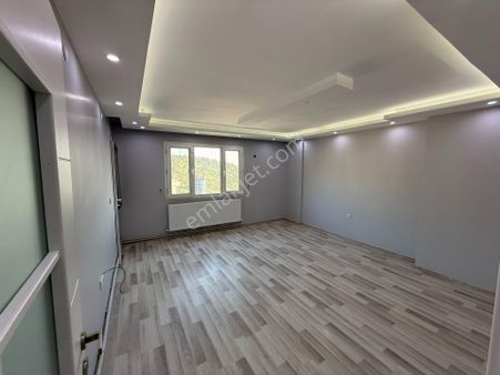 Egekent'te Kiralık 2+1 Doğalgazlı Daire
