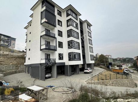 Kavallar Caddesinde 120 M² Sıfır Satılık 2+1 Daire