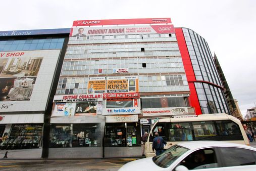 Gaziosmanpaşa Meydan'da Yatırımlık Satılık Dükkan