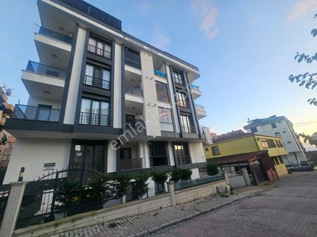 Büyükçekmece Celaliye Merkezi Konum'da Sıfır 3+1 Satılık Daire