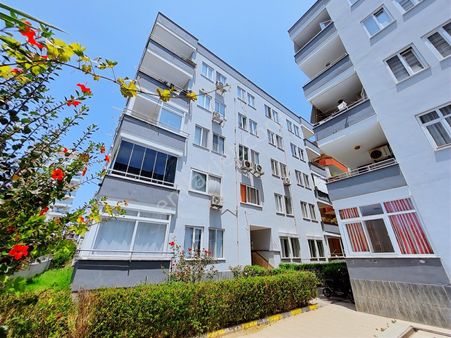 Mahmutlarda 2+1 Ayrı Mutfak Temiz Ve Kullanışlı Satılık Daire