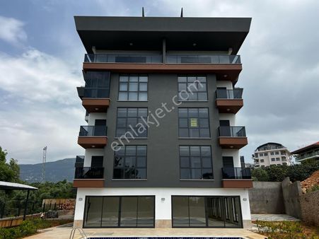 Obada Hastaneye Yakın Konumda Eşyasız Kiralık 1+1 Sıfır Daire