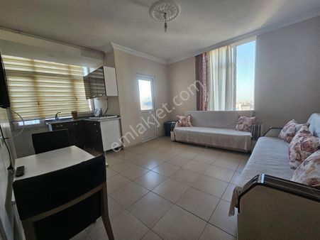 Bahçelievler'de Uygun Eşyalı 1+1 Ara Kat Full Daire...