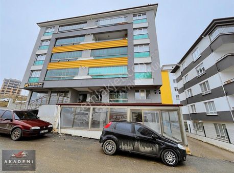 Akademi Gayrimenkul'den Tosya Yolunda Satılık Dükkan