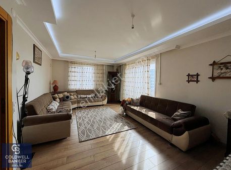 Bağlarbaşı Mahallesinde Geniş 4+2 Dubleks Daire Teraslı