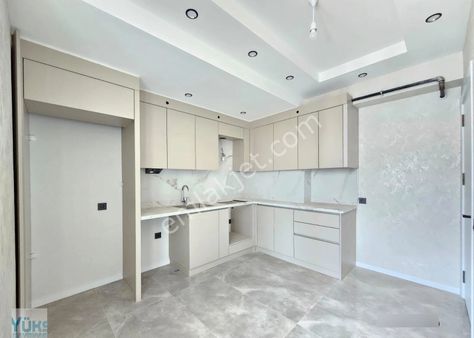 Denizli Şemikler De Cadde Üstünde Önü Açık Satılık 2+1 Daireler