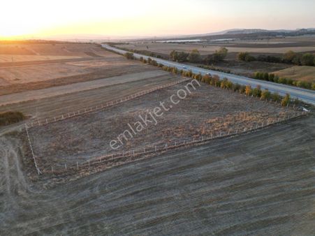 Gama Gayrimenkul'den Eskişehir/kütahya Yolu Asfalt Cepheli