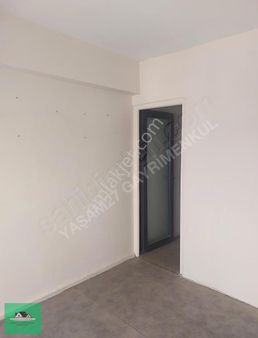 Şahinbey Düğmeci (karagöz) Mah. Velic Pasajında Satılık Ofis