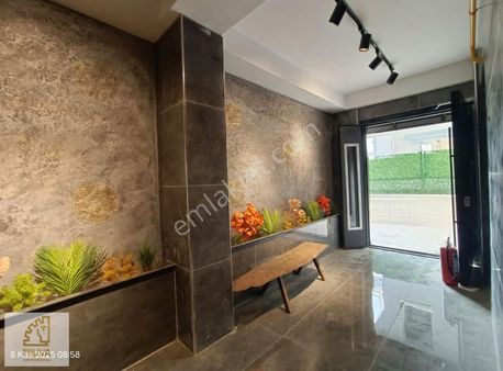 Truva/ahmet Kömürcü'den Sıfır Eşyalı Satılık Yerden Isıtmalı 1+1