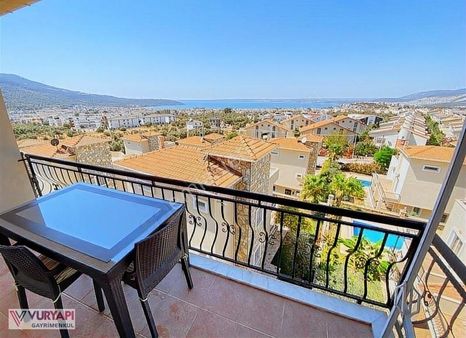 Deniz Manzaralı Eşyalı-havuzlu Uzun Dönem Kiralık Geniş 2+1