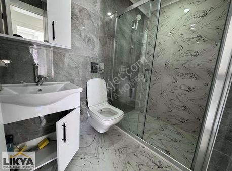 Taşyaka Mah. Asansörlü Bina Da Eşyasız Kiralık 1+1 Daire