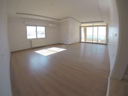 Balçova Da Kiralık Dublex Daire Havuzlu 5+2 Deniz&doğa Manzaralı