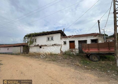 Realden Çanakkale Biga Koruoba Mahallesinde İmarlı Arsa Ve Kargır Deniz Manzaralı Ev