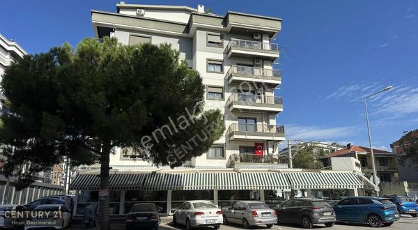 Ordu Bulvarı'nda 185 M2 Net , Teraslı Süper Lüx 3+1 Çatı Dubleks