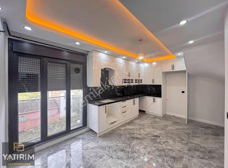 Bayramoğlu Merkez'de Özel Lüx 3+1 176m2 Satılık Dubleks