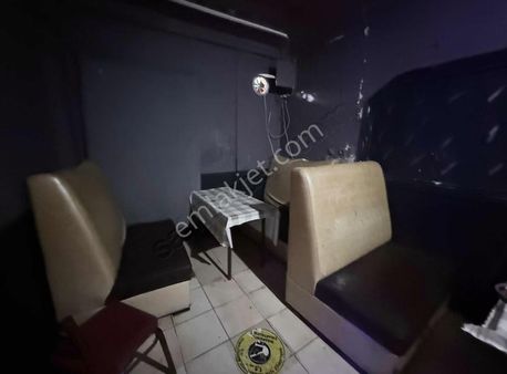 Bacanaklar Çarşısında Satılık 14 Metrekare Dükkan