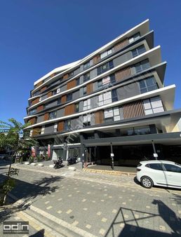 Odin Plaza Özel Tasarım Olarak Hazır Yeni Nesil Ofisimiz Kiralık