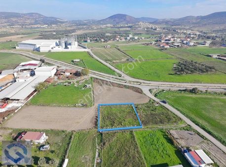 Foça Gerenköyde Tapulu, Yerleşime Yakın 697 M² Yatırımlık Arazi