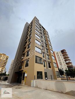 Çiftlikköy Mahallesi Üniversite Caddesi'ne Yakın 1+1 Sıfır Daire