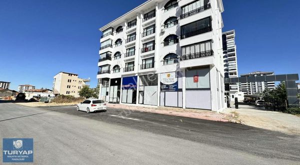 Turyap Metropol'den Güngör'de Kiralık 72m² Dükkan