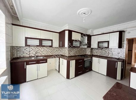 Turyap Metropol'den Sivas Caddesinde Kiralık 3+1 Kiralık Daire