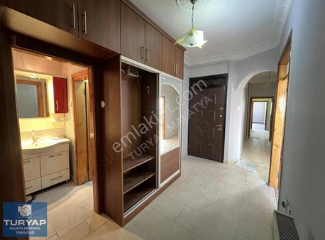 Turyap Metropol'den Kernek'te Kiralık 3+1 Daire