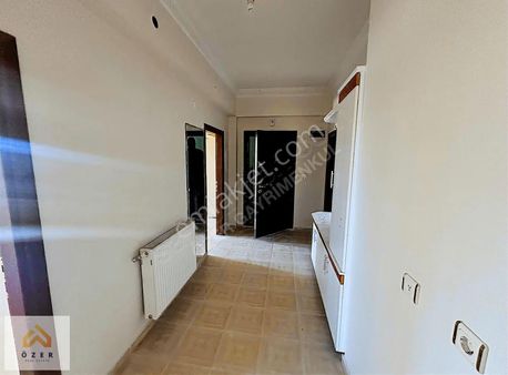 Özer Gayrimenkulden Özalperde Kiralık 3+1 Arakat Daire